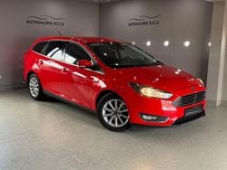 Rot Gebraucht 2015 Ford Focus Titanium Kombi | 8.541 € (Guter Preis)
