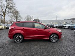 Rot Gebraucht 2019 Ford Kuga ST-Line SUV | 15.900 € (Fairer Preis)