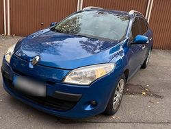 Blau Gebraucht 2009 Renault Mégane GrandTour Kombi | 3.100 € (Teuer)