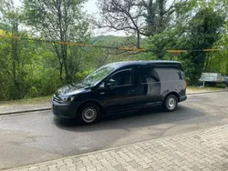 Schwarz Gebraucht 2016 VW Caddy Maxi Van / Kleinbus | 11.990 € (Guter Preis)
