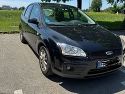 Schwarz Gebraucht 2007 Ford Focus Ambiente Limousine | 1.399 € (Guter Preis)