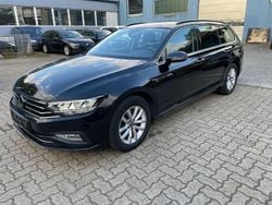 Schwarz Gebraucht 2023 VW Passat Kombi | 19.250 € (Guter Preis)