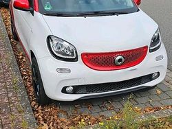 Weiß Gebraucht 2019 Smart ForFour Passion Kleinwagen | 13.500 € (Fairer Preis)