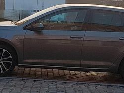 Grau Gebraucht 2015 VW Golf LOUNGE Limousine | 8.500 € (Fairer Preis)