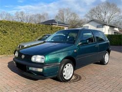 Grün Gebraucht 1995 VW Golf III Limousine | 2.500 €