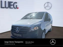 Arktikweiß Gebraucht 2024 Mercedes Vito Van / Kleinbus | 37.943 € (Teuer)