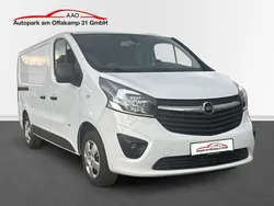 Weiß Gebraucht 2016 Opel Vivaro Van | 6.790 €