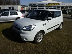 Grau Gebraucht 2010 Kia Soul Attract SUV | 6.990 € (Etwas zu teuer)