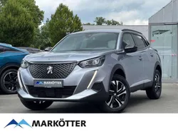 Grau Gebraucht 2023 Peugeot 2008 Allure SUV | 23.980 € (Etwas zu teuer)