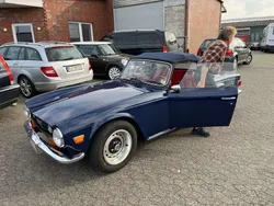 Blau Gebraucht 1973 Triumph TR6 Cabrio | 26.000 €