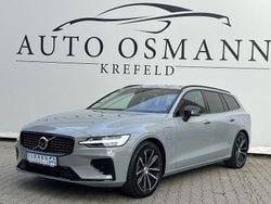 Vapour grey / metallic Gebraucht 2024 Volvo V60 Plus Kombi | 39.950 € (Guter Preis)