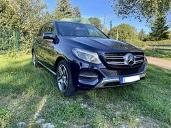 Blau Gebraucht 2015 Mercedes GLE500 SUV | 37.999 € (Etwas zu teuer)