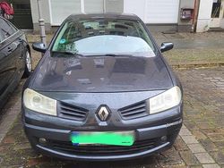 Grau Gebraucht 2008 Renault Mégane GrandTour Kombi | 1.200 € (Guter Preis)