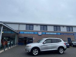 Grau Gebraucht 2011 BMW X3 Executive SUV | 9.450 €