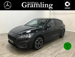 Schwarz Gebraucht 2020 Ford Focus ST-Line Limousine | 19.489 € (Fairer Preis)
