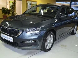 Grau Gebraucht 2020 Skoda Scala Active Kleinwagen | 14.850 € (Fairer Preis)