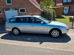 Silber Gebraucht 2004 Ford Mondeo Ambiente Kombi | 1.500 € (Fairer Preis)