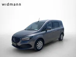 Chromitgrau metallic Gebraucht 2022 Mercedes T180 Progressive Van / Kleinbus | 23.850 € (Fairer Preis)