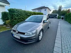 Grau Gebraucht 2013 VW Golf VII Comfortline Limousine | 9.600 € (Etwas zu teuer)