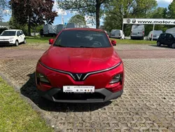 Rot (crimson red) Neu 2025 VinFast VF 6 Plus SUV | 35.900 €
