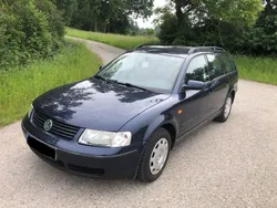 Blau Gebraucht 1997 VW Passat Basis Kombi | 2.889 €