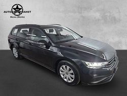 Deep black perleffekt (metallic) Gebraucht 2022 VW Passat Kombi | 19.990 € (Superpreis)