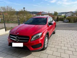 Rot Gebraucht 2015 Mercedes GLA220 StreetStyle SUV | 17.500 € (Fairer Preis)