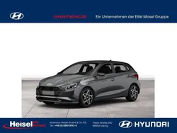 Grau Neu 2025 Hyundai i20 Select Limousine | 21.780 € (Etwas zu teuer)