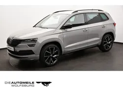 Stahlgrau Gebraucht 2020 Skoda Karoq SportLine SUV | 23.890 € (Fairer Preis)