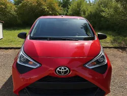 Schwarz Gebraucht 2018 Toyota Aygo Connect Style Kleinwagen | 7.990 € (Fairer Preis)