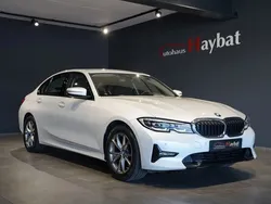 Weiß Gebraucht 2020 BMW 320 Sport Line Limousine | 28.450 € (Fairer Preis)