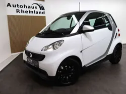 Crystal white Gebraucht 2015 Smart ForTwo Coupé Pure Coupé | 7.950 € (Guter Preis)
