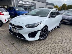 Carraraweiß Gebraucht 2025 Kia ProCeed GT-Line Kleinwagen | 27.370 € (Guter Preis)