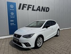 Weiß Gebraucht 2024 Seat Ibiza FR Limousine | 22.990 € (Teuer)