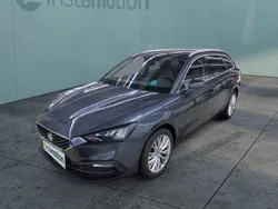 Grau Gebraucht 2023 Seat Leon XCELLENCE Van / Kleinbus | 27.452 € (Fairer Preis)