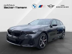 Sophistograu brillianteffekt Neu 2025 BMW 540 Exclusive Kombi | 76.498 € (Superpreis)