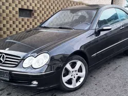 Schwarz Gebraucht 2003 Mercedes CLK500 Avantgarde Coupé | 10.390 € (Fairer Preis)