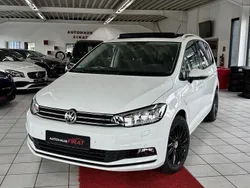 Weiß Gebraucht 2019 VW Touran Van / Kleinbus | 20.849 € (Guter Preis)