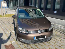 Braun Gebraucht 2014 VW Touran Cup Van / Kleinbus | 8.500 € (Guter Preis)