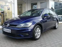 Blau Gebraucht 2017 VW Golf VII Trendline Kombi | 9.890 € (Guter Preis)