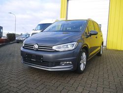 Grau Gebraucht 2017 VW Touran Highline Van / Kleinbus | 19.950 € (Guter Preis)