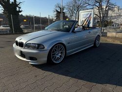 Silber Gebraucht 2001 BMW 330 Cabriolet Performance Cabrio | 11.500 € (Teuer)