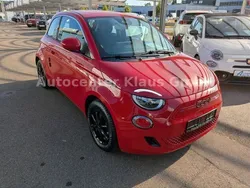 Rot Gebraucht 2022 Fiat 500e Red Kleinwagen | 16.880 € (Guter Preis)
