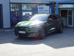 Grün Gebraucht 2025 Ford Mustang Mach-E Premium SUV | 49.990 € (Etwas zu teuer)
