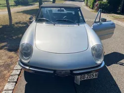 Silber Gebraucht 1973 Alfa Romeo Spider Cabrio | 29.500 €