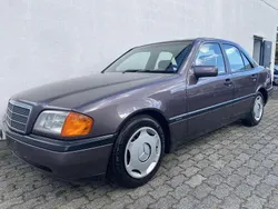 Braun Gebraucht 1994 Mercedes C180 Classic Kombi | 3.990 €