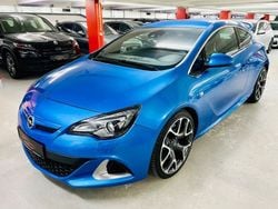 Blau Gebraucht 2016 Opel Astra GTC OPC Coupé | 18.900 €