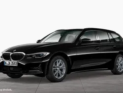 Schwarz Gebraucht 2021 BMW 330 Sport Line Kombi | 41.990 €