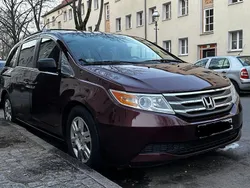 Violet Gebraucht 2010 Honda Odyssey Van / Kleinbus | 3.999 €