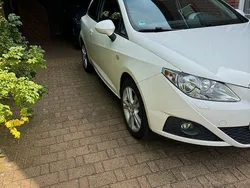 Weiß Gebraucht 2010 Seat Ibiza SC Sport Kleinwagen | 4.900 € (Fairer Preis)